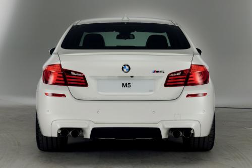 BMW M5 M Performance Edition (2012) - picture 9 of 12