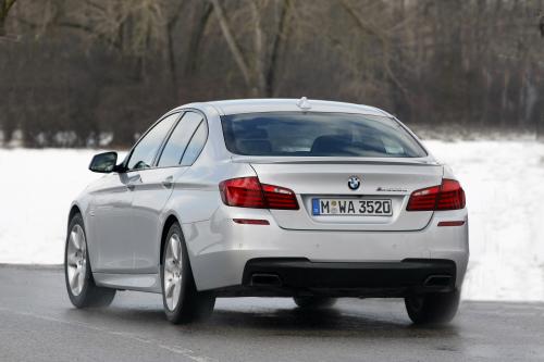 BMW M550d xDrive (2012) - picture 24 of 87