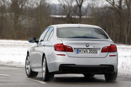 BMW M550d xDrive (2012) - picture 25 of 87