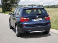 BMW X3 (2012) - picture 13 of 19