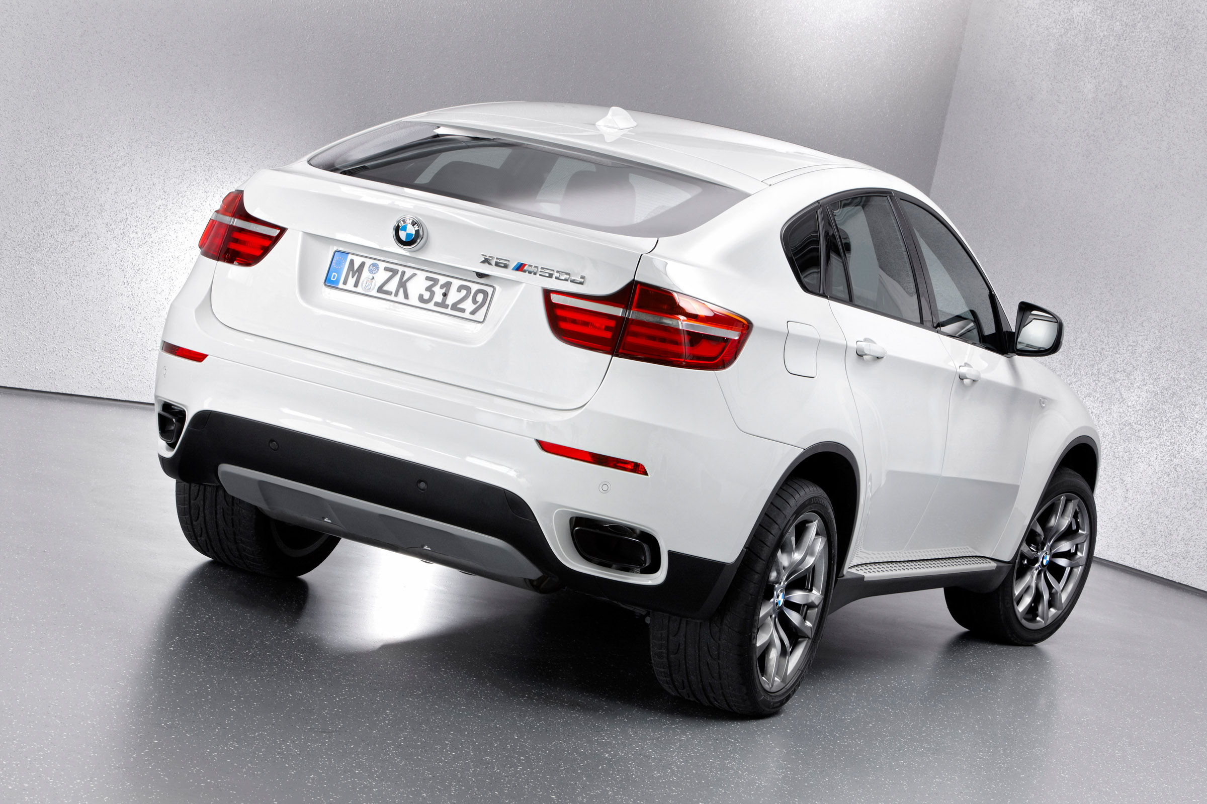 X6 m50d. БМВ x6 m50d. BMW x6 m50d e71. BMW x6 m50d, 2014. БМВ x6 2012.