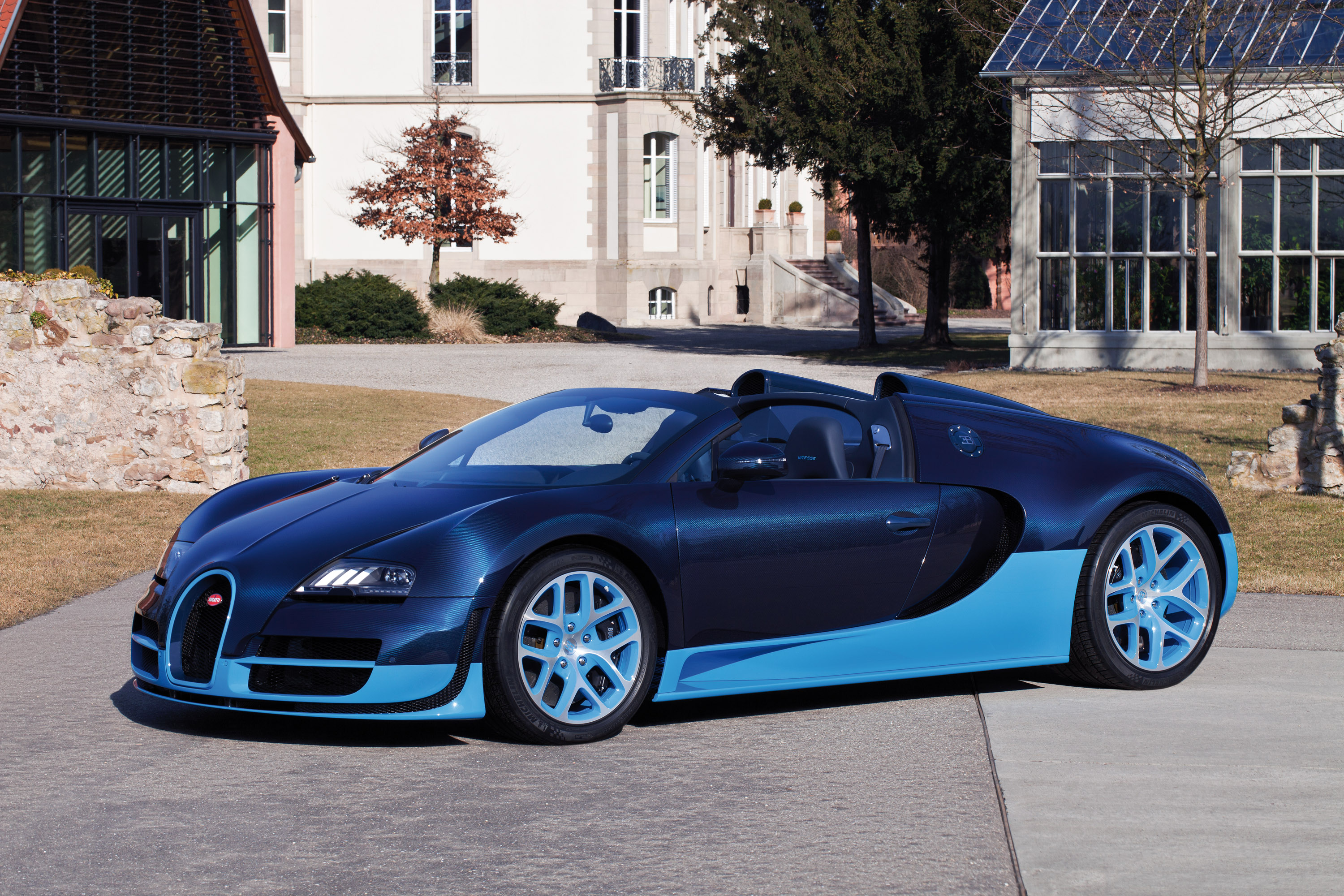 Bugatti Veyron Grand Sport Vitesse Blue Carbon
