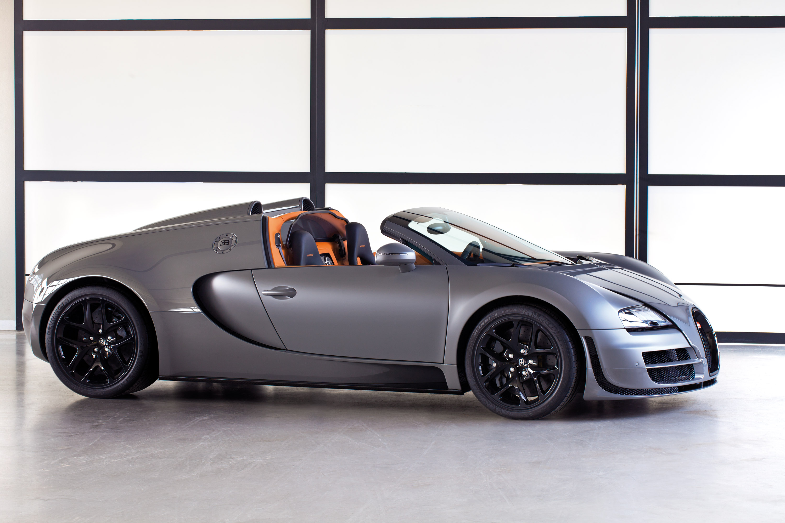 Bugatti Veyron Grand Sport Vitesse Jet Grey