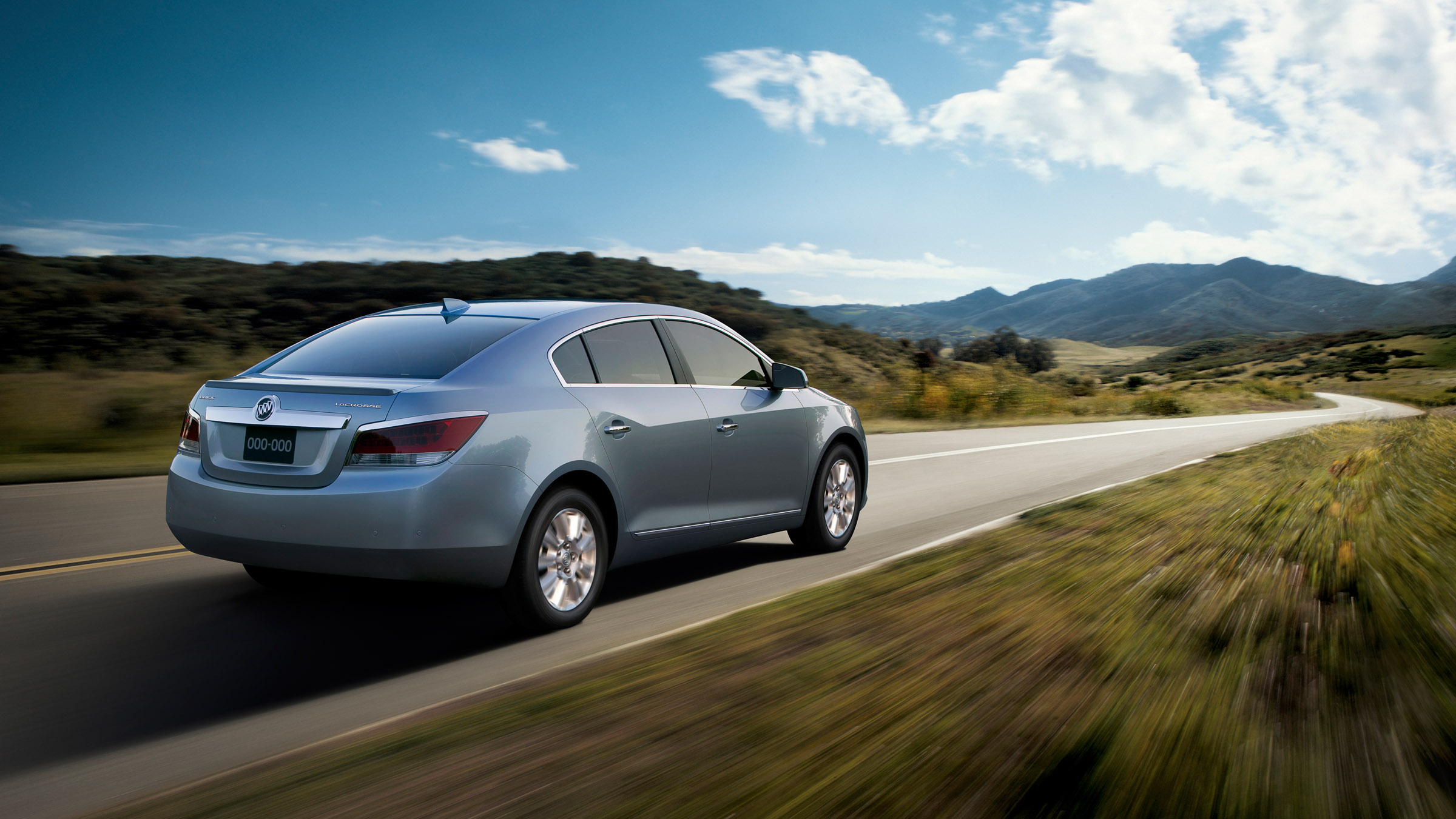 Buick LaCrosse with e-Assist