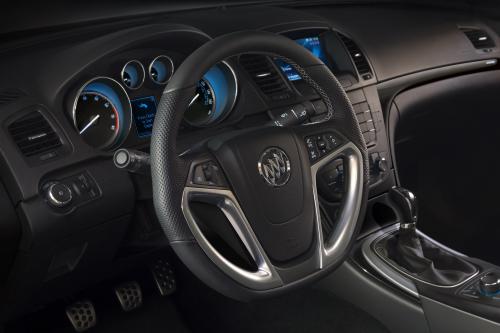 Buick Regal GS (2012) - picture 16 of 18