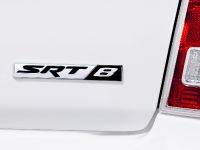 Chrysler 300 SRT8 (2012) - picture 14 of 18