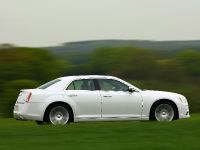 Chrysler 300C UK (2012) - picture 34 of 65
