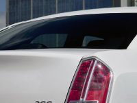 Chrysler 300C UK (2012)