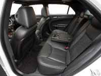 Chrysler 300C UK (2012)