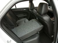 Chrysler 300C UK (2012) - picture 61 of 65