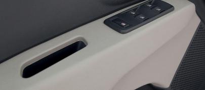 Dacia Lodgy (2012) - picture 20 of 22