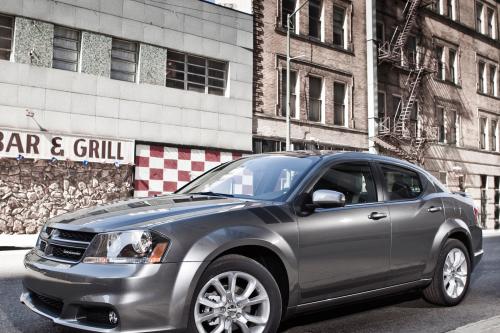 Dodge Avenger R/T (2012) - picture 1 of 14