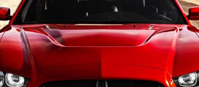 Dodge Charger SRT8 (2012) - picture 7 of 9