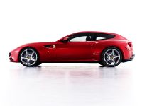 Ferrari FF (2012) - picture 3 of 12
