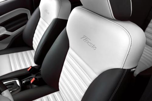 Ford Fiesta (2012) - picture 8 of 8