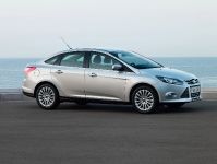 Ford Focus Sedan (2012) - picture 1 of 7