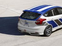 Ford Focus ST-R Race Car (2012) - picture 6 of 7