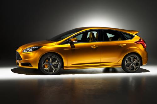 Ford Focus ST (2012) - picture 8 of 9