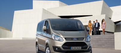 Ford Tourneo Custom (2012) - picture 7 of 15
