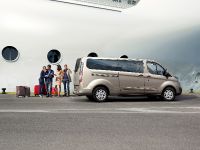 Ford Tourneo Custom (2012) - picture 10 of 15