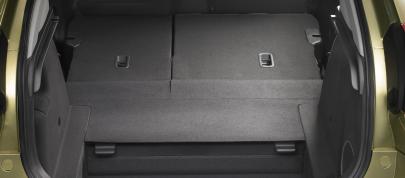 Honda Civic Hatchback (2012) - picture 4 of 6