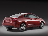 Honda Civic (2012) - picture 2 of 9