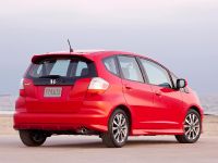 Honda Fit (2012) - picture 10 of 16