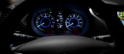 Hyundai Azera (2012) - picture 28 of 45