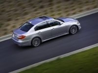 Hyundai Genesis (2012) - picture 8 of 30