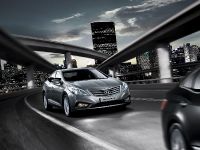 Hyundai Grandeur (2012) - picture 1 of 4