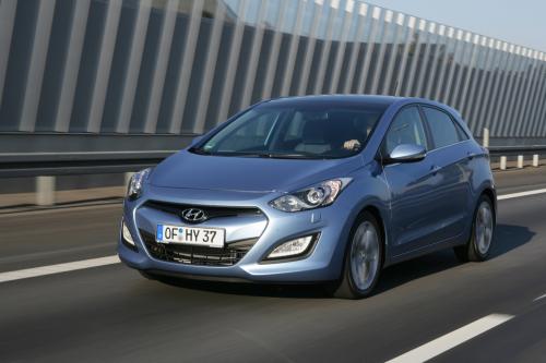 Hyundai i30 5-door (2012) - picture 1 of 3