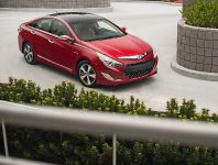 Hyundai Sonata Hybrid (2012) - picture 3 of 6