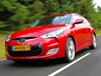 Hyundai Veloster Coupe (2012) - picture 1 of 5