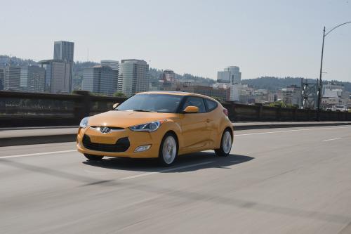 Hyundai Veloster (2012) - picture 24 of 45