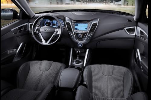 Hyundai Veloster (2012) - picture 41 of 45