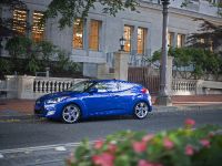 Hyundai Veloster (2012) - picture 13 of 45
