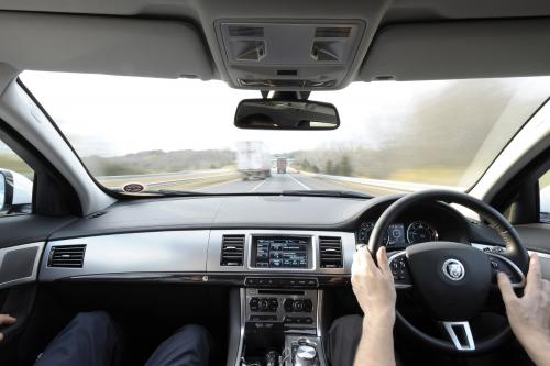 Jaguar XF 2.2 Diesel - Epic Journey (2012) - picture 8 of 14