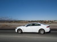 Jaguar XF 2.2 Diesel - Epic Journey (2012) - picture 5 of 14