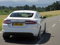 Jaguar XF SE Business and Sport (2012) - picture 2 of 3