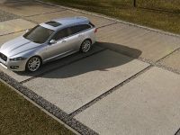 Jaguar XF Sportbrake (2012) - picture 3 of 14