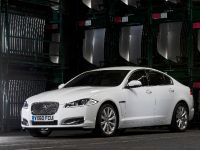 Jaguar XF (2012) - picture 1 of 3