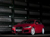 Jaguar XFR (2012) - picture 1 of 3