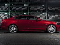 Jaguar XFR (2012) - picture 3 of 3