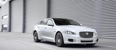 Jaguar XJ Ultimate (2012) - picture 4 of 26