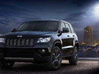Jeep Grand Cherokee Altitude (2012) - picture 1 of 12