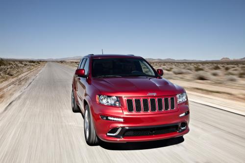 Jeep Grand Cherokee SRT8 (2012) - picture 16 of 35