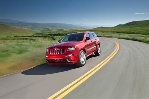 Jeep Grand Cherokee SRT8 (2012) - picture 17 of 35