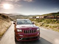 Jeep Grand Cherokee SRT8 (2012) - picture 8 of 35