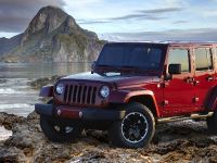 Jeep Wrangler Unlimited Altitude (2012) - picture 1 of 9