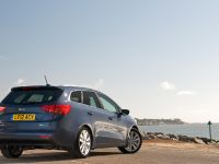 Kia Ceed Sportswagon (2012) - picture 1 of 5